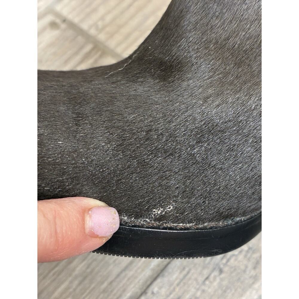 Tommy Bahama Lummi Brown Calf Hair Chelsea Ankle Boots Block Heel Size 9B - Picture 8 of 9